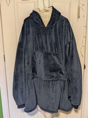 'The Comfy' Oversized Plush Hoodie - Navy Blue with Cream Lining